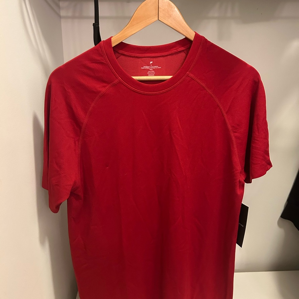 Fabletics Red Short Sleeve Tee